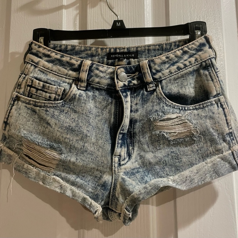 light washed kendall + kylie high rise jean short